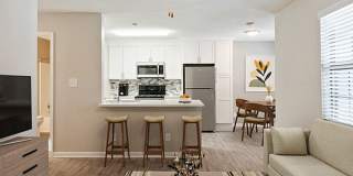 Country Club Apartment Homes Gallery 7