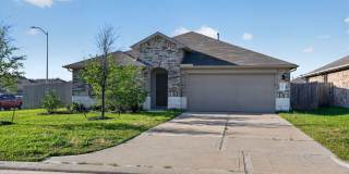 Beautiful 4 Bed Home in Mill Creek Estates | Open Floor Plan + Appliances Included! Gallery 1