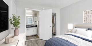 Enclave at Waterways Gallery 49