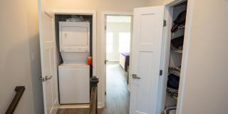 9926 NEW POINTE Drive Gallery 17