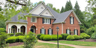 Beautiful Oconee County Home in Old Waverly Gallery 1