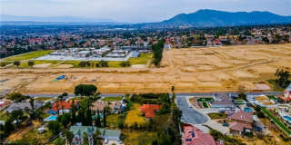 11760 Lasselle Street Gallery 37