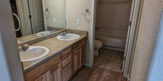 Large Townhome Gallery 28