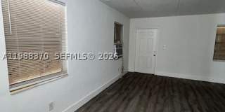 1220 NW 3rd Ct Gallery 11