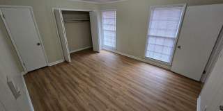 1011 Northfield  Circle Gallery 2