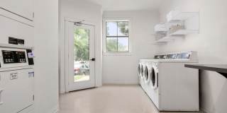 Riata Austin Riata Austin Gallery 8