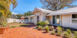 1792 FLOYD STREET Gallery 37