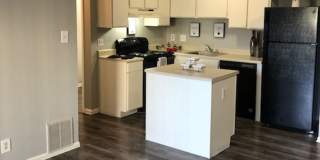 Hill Country Apartments Gallery 16