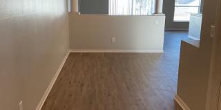 Spacious 3 bedroom, 2 bath home with a den! Gallery 6