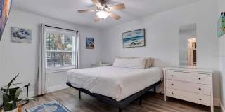 5266 BEACH Drive SE Gallery 10