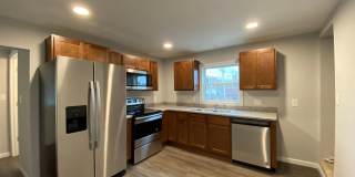 NEWLY RENOVATED 2 BEDROOM IN THE HEART OF BLOOMFIELD! Gallery 7