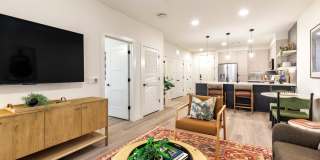 The Waylon Gallery 45