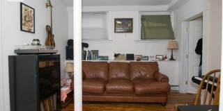 Nice 1 bed in Allston Gallery 1