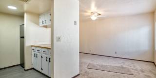 1005 North Center Avenue - Unit A Gallery 5