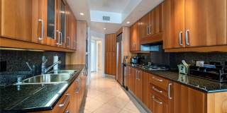 2877 Paradise Road Gallery 1