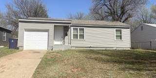 3049 Northeast 15th Street Gallery 1