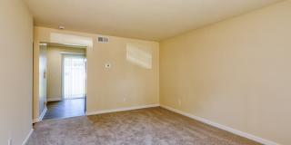 Woodbriar Apartments Gallery 13