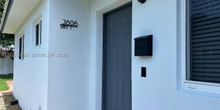 2806 SW 35th Ave Gallery 1