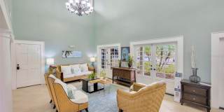 308 LAKE PARSONS Green Gallery 12