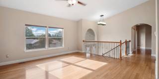 Beautiful Woodridge Home Gallery 10