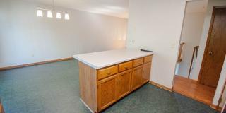 NW Rochester Split-Level with Vaulted Ceilings & Detached 2-Car Garage Gallery 7
