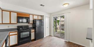 Deerfield Apartments Gallery 9