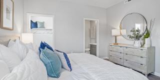 Viewpointe Gallery 10