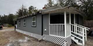 Fully Renovated 3/1 Single Family House Available for Immediate Rent! Gallery 3