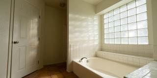 Single Story Single Family 3 Bed 2 Bath Home Single Story Single Family 3 Bed 2 Bath Home Gallery 28