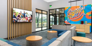 Casata Austin Gallery 47