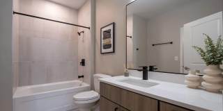 Jayde Parkside Gallery 21