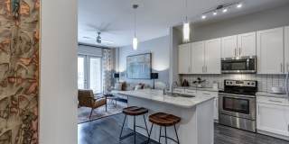 1400 Chestnut Apartments Gallery 2