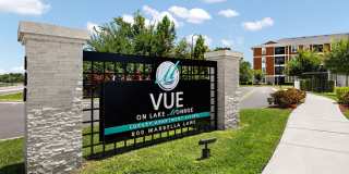 Vue on Lake Monroe Gallery 31