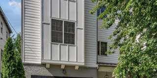 3-bedroom, 2.5-bath rental home located in Nashville’s vibrant, 12 South! Gallery 1