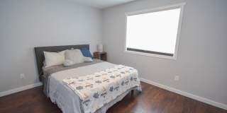 Gorgeous 4br home on nice lot with no backyard neighbors! Gallery 3