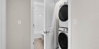 3BD/2.5BA - Derwood Townhouse Condo - Attached 1 Car Garage Gallery 17