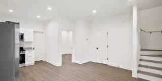 212 S Park St Gallery 8