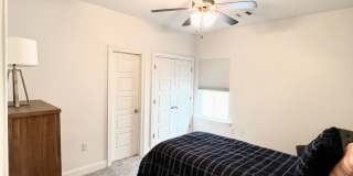 SPACIOUS 3 BEDROOM HOME WITH ALL UTILITIES INCLUDED Gallery 16