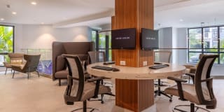 AMLI Park West Gallery 13