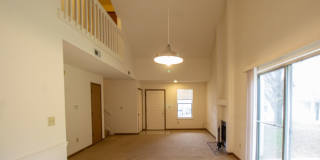 Upscale Duplex 2BD/2BA Cul-de-sac Gallery 5