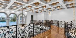 628 N Island Gallery 60