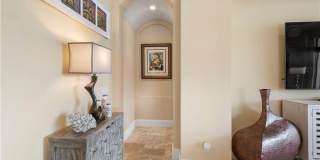 130 SE Bella Strano Gallery 34