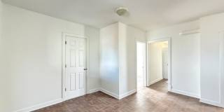 1607 McVicker Gallery 7