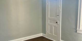 440 North Luzerne Avenue Gallery 22