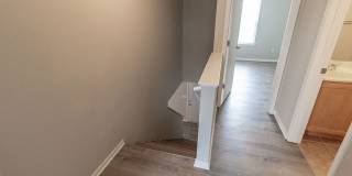 Large 4 bedroom Duplex Gallery 19