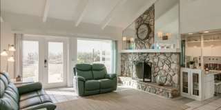 398 San Vicente Boulevard Gallery 4