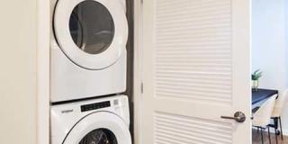 Modera Berkeley Gallery 15