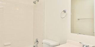5225 LEEWARD Lane Gallery 29