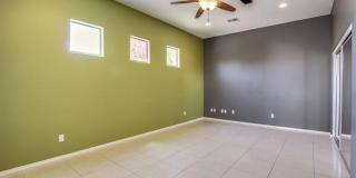 Gorgeous 4 bed 3 bath Single Level Home in Norterra Area Gallery 14
