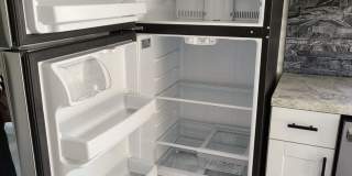 Newly Remodeled 2 Bedroom 1 1/2 Bath Home Gallery 5